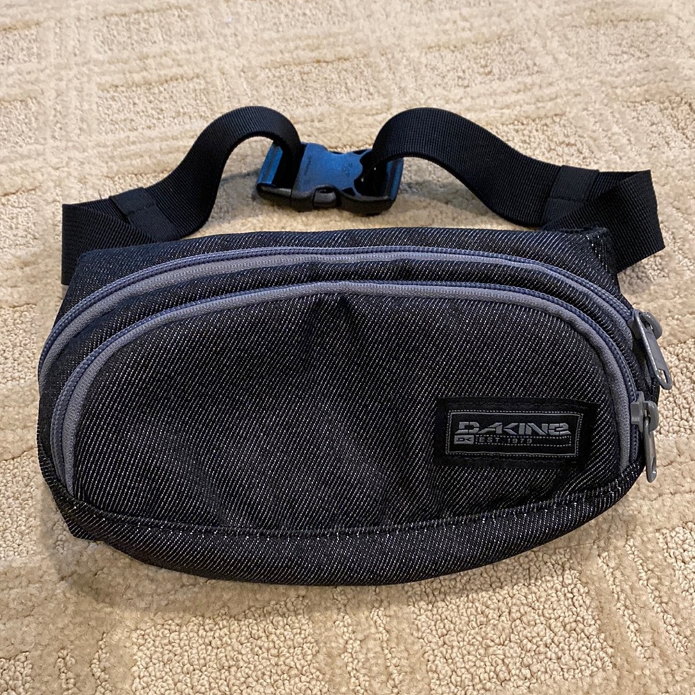 Dakine Canvas hip waist fanny bum bag